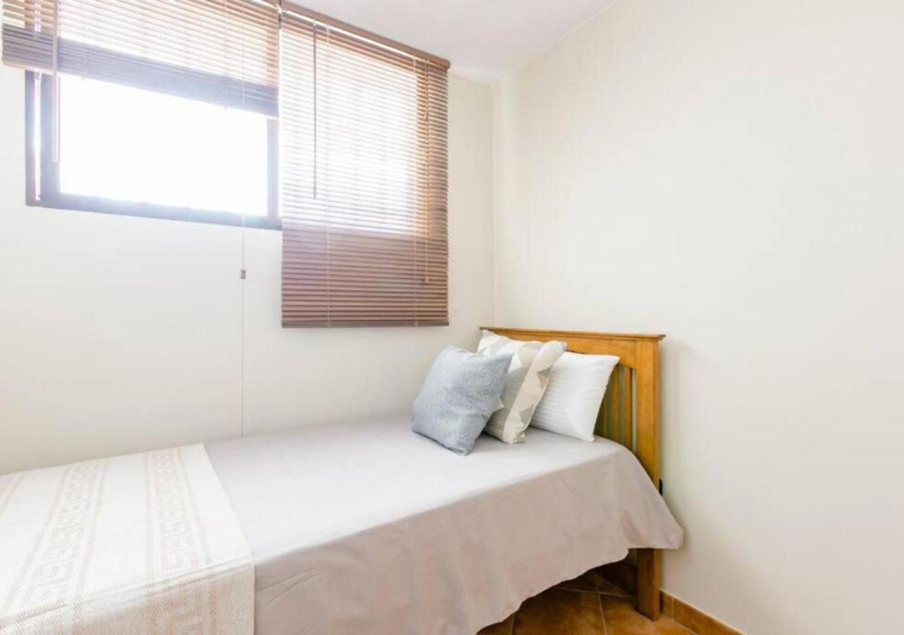 Cosy Apartment In Los Cristianos 5Min To The Ocean Exterior foto