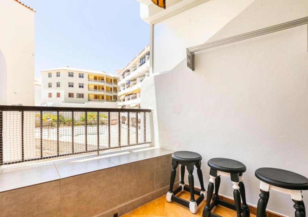 Cosy Apartment In Los Cristianos 5Min To The Ocean Exterior foto